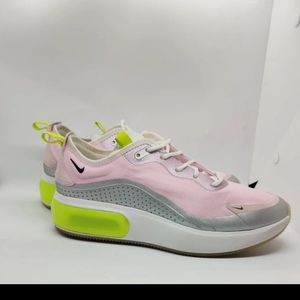 Nike Air Max Dia Size Pink/Silver Size9